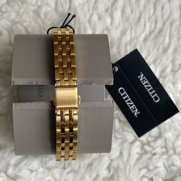 Gold Citizen Watch | Brand New - Picture 5 of 9